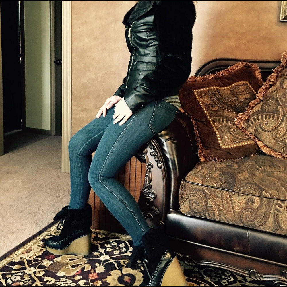 Coach Size 7 - image 5